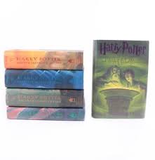 The perfect collection for readers new to harry potter, fans and aficionados alike. Lot Art Set Of Hardcover Harry Potter Books By J K Rowling