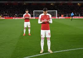 32 yaşındaki futbolcunun taraftarların twitter üzerinden sorularını yanıtlayacak olmasına değinen arteta, twitter kullanmıyorum. Mesut Ozil On Twitter Knock And He Ll Open The Door M1o