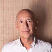 52100+ "Veiga" profiles