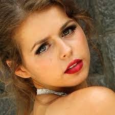 Devon Schroeder's Instagram, Twitter & Facebook