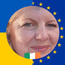 My mother is trying to get me to consider airfryers over deep fryers for  the food business I'm planning. She says that a lot of trucks and even  restaraunts are moving in