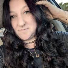 Anyone know where you get Henna done this weekend????