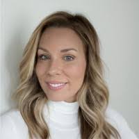 Melanie Stam's Instagram, Twitter & Facebook