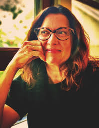 Melissa Samuels's Instagram, Twitter & Facebook