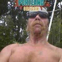 Leon Philpot's Instagram, Twitter & Facebook