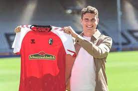 Guus til wird wohl in der kommenden saison für feyenoord rotterdam auf torejagd gehen. The Zambian Born Guus Til Chipolopolo Football Lovers Facebook