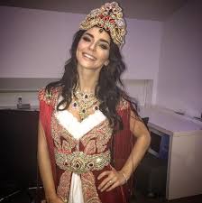 Kina Gecesi Sac Modelleri 2017 2018 Gelin Elbisesi Gelin Sac Stilleri