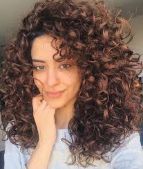 Today is all about the curls #happysunday #bareface