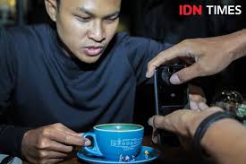 Kumpulan gambar lucu banget yang kocak dan paling unik gambar orang lucu. Ngopi Asyik Sambil Ngobrol Fotografi Miniatur Bareng Djournal Coffee