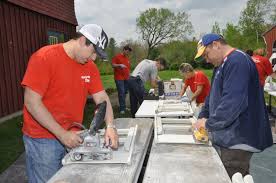 Keybank hollywood branch is one of the 1104 offices of the bank and has been serving the financial needs of their customers in portland, multnomah county, oregon for over 10 years. Key Bank Make A Difference Day Portland Press Herald