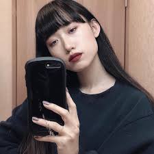 2019年夏トレンドメイク速報 アイメイクもリップも100点のカラフルな流行顔に したいが見つかる 流行先取りメディア petrel ペトレル トレンドメイク クールメイク アイメイク