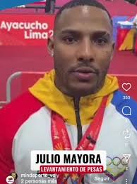 11/11/25 Tiburones homenajeó a Ruby Escobar por su oro Escolar Galvis  Guzmán.- Los Tiburones de La Guaira, le brindaron un reconocimiento  especial, en el marco de sus partidos del pasado fin de