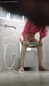 Hit list: Sexy bhabhi toilet spy - ThisVid.com