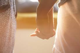 Your sense of humor is a part of your personality. Pleasing A Woman 40 Little Things To Make Her Happy Pairedlife