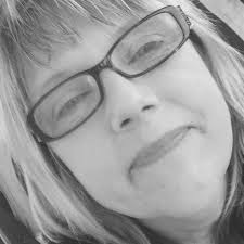 Why do oldest daughters think they are the family manager?