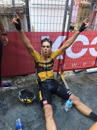 Van aert succeeds dries de bondt on the … Akhirnya Wout Van Aert Juara Strade Bianche 2020 Mainsepeda Com