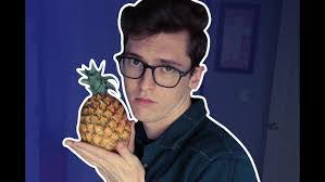 Spencer Kovach's Instagram, Twitter & Facebook