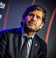 Mateu Alemany, the man who: • Never fumbled registrations. • Made no fake  promises. • Pulled levers without delays. • Put the club above politics &  personal gain. • Delivered every signing