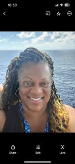 Introduction and photo sharing in girls trip planning