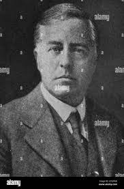 James Philp's Instagram, Twitter & Facebook