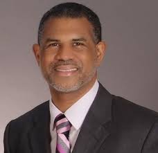 MIA celebrates World Trade Month with Mother's Day flowers