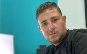 Juan Carlos Bayer Archives