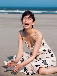 石橋杏奈の乳首が際どい画像 : エッチなグラビア（芸能）の極みチャンネル