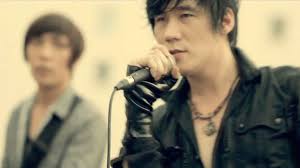 Tphcm thay đổi phương thức làm việc. Pháº£i Cá»' Quen Ä'i NgÆ°á»i Ta Khanh PhÆ°Æ¡ng Video Clip Mv Hd Zing Mp3