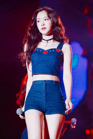 Idol Girls Que Segun Los Internautas Tienen La Cintura Delgada Como Las Munecas Barbie Skinshipk Garotas Kpop Feminino Roupas Kpop