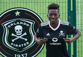 Последние твиты от orlando pirates fc (@orlandopirates). Orlando Pirates Mundele Opens His Account With Acrobatic Finish Watch An8rwpina Nea West Africa News