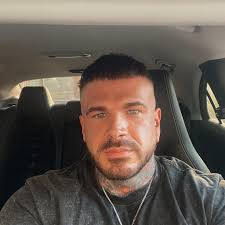 Hey Friends! I never played modern! I will compete in a tournament