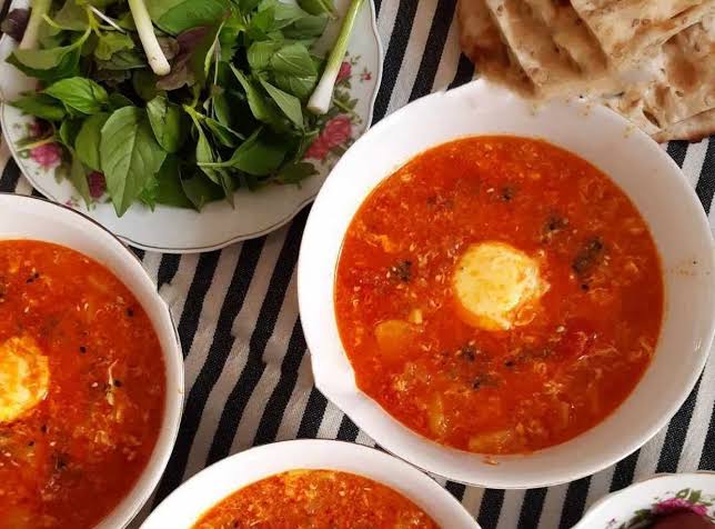 اشکنه پیاز و تخم‌مرغ رژیمی