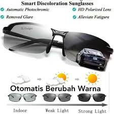 In addition, all reflections from objects above water are partially polarized. Jual Kaca Mata Berubah Warna Kaca Mata Anti Silau Siang Dan Malam Photochromic Polarized Sunglasses Online Mei 2021 Blibli