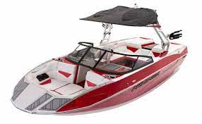 Here are the best ones for the park, boat, and your next trip. Best Wakeboard Boat For 2021 The Ultimate Guide