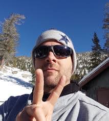 Amanda Crago's Instagram, Twitter & Facebook