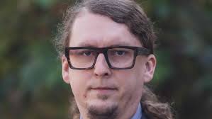 Dlaczego Romanowski jest na wolności? Rozmowa z dr. MICHAŁEM SKWARZYŃSKIM,  adwokatem