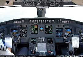 Crj 900 Cockpit My Office Cockpit Cargo Aircraft Flight Deck