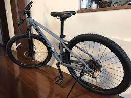 2019 marlin7半年程 通勤で使用しました 職場が遠くなり クロスバイクを買うため手放します サドルのみ少し柔らかいものに付け替えてあります 15 5インチ タイヤサイズ27 5160 172 3が適正みたいです 送料が高いので 手渡し希望です 当方 埼玉南部住みです 車