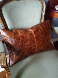 Genuine Cracked Leather Cushion Styling Handmade By Kittyandzac Australia Aksesuarlar Deri Ve Fikirler
