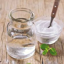 homemade mouthwash with essential oils