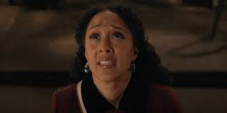 Hallmark's Haunted Harmony Mysteries: Buried at C: Filming Locations and  Cast Details