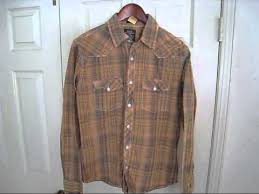 He is 22 (23 in book 4 onward) years old and went to university with scott pilgrim at the university of toronto, where he played in the band kid chameleon with scott, envy adams, and others. Scott Pilgrim Vs The World Real Movie Prop Wardrobe Stephen Stills Youtube