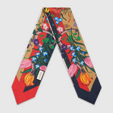 Flora Snake Stripes Print Silk Neck Bow Gucci Women S Silks Scarves 4992273g0016468 Silk Neck Bow Silk Printing Printed Silk Scarf 100% silk, made in italy. flora snake stripes print silk neck bow