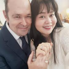 And a man that sincerely wants to find happiness and make a relationship  work will move heaven, hell, dive the deepest of oceans he must to keep his  woman. He will not