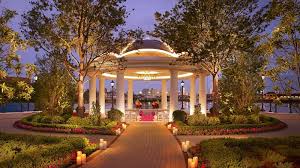 Note that all encore boston harbor vendors are required to 1) obtain a license from the massachusetts gaming commission (an intent to do business with your company must be established by encore boston harbor before the application can be submitted to the gaming commission), 2). A Lavish Look Inside The Ultra Luxurious Encore Boston Harbor