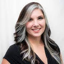 Shannon Brisendine's Instagram, Twitter & Facebook