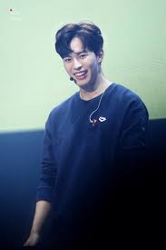 Pin By Nuramirah Fiffy On Lee Hongbean Vixx Vixx Members Singer