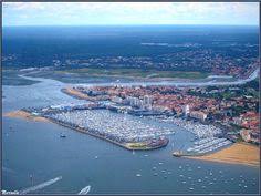 Gujan Mestras Et Son Port Du Canal Vue Zoomee Bassin D Arcachon 33 Vu Du Ciel G U J A N M E S T R A S Pinterest Arcachon Bassin Et Du Ciel