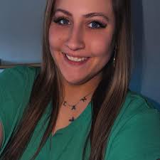 Acrylic nail recommendations with Sunday availability