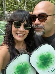 Michelle Bergquist-Hume (@blackapple1975) • Threads, Say more